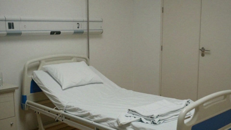 Jak przebiega procedura wywołania poronienia w szpitalu?