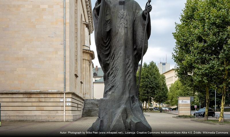 Pomnik Papieża Jana Pawła II w Katowicach